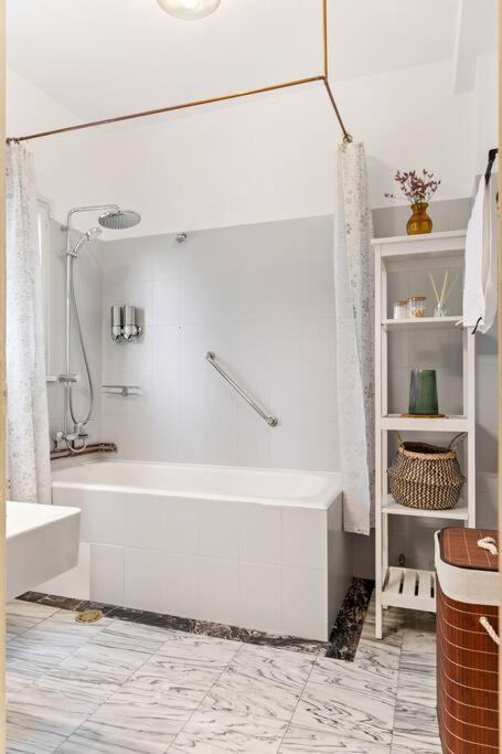 Ultra-Central University Square Apartament Apartament Βουκουρέστι Εξωτερικό φωτογραφία