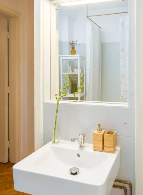 Ultra-Central University Square Apartament Apartament Βουκουρέστι Εξωτερικό φωτογραφία