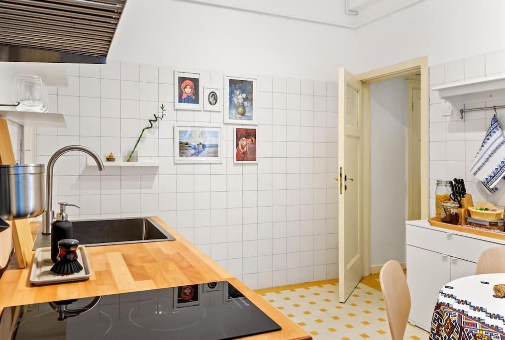 Ultra-Central University Square Apartament Apartament Βουκουρέστι Εξωτερικό φωτογραφία