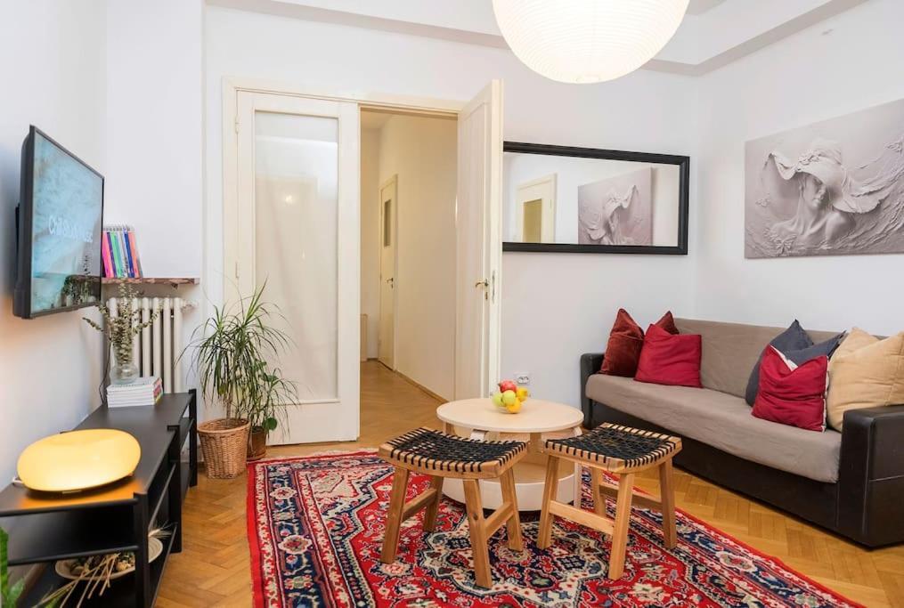 Ultra-Central University Square Apartament Apartament Βουκουρέστι Εξωτερικό φωτογραφία